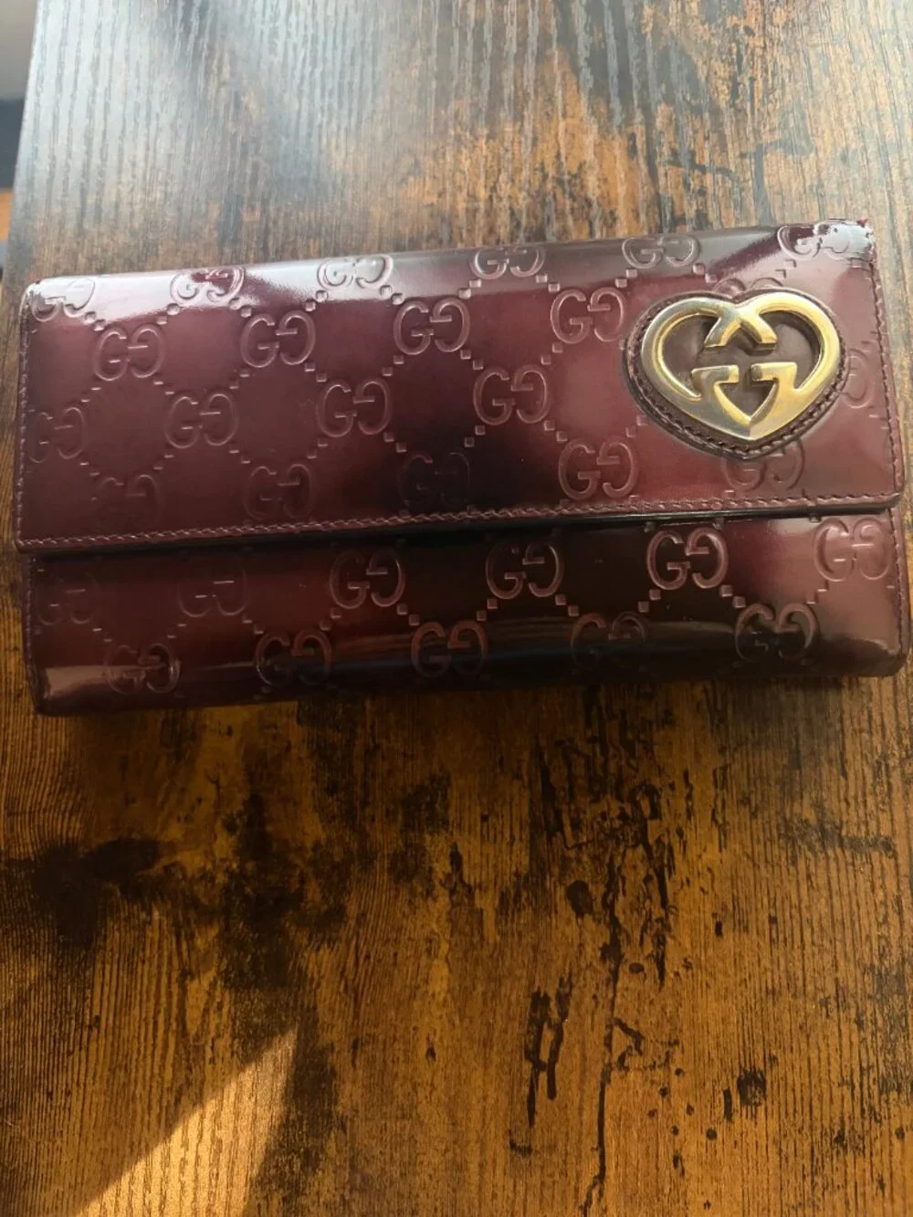 AUTHENTIC Gucci Shiny Guccissima Lovely Heart Continental Wallet w/ Chain